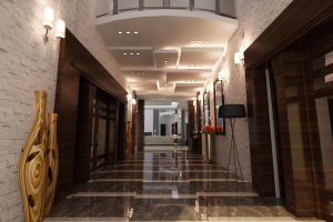 01 ENTRANCE LOBBY